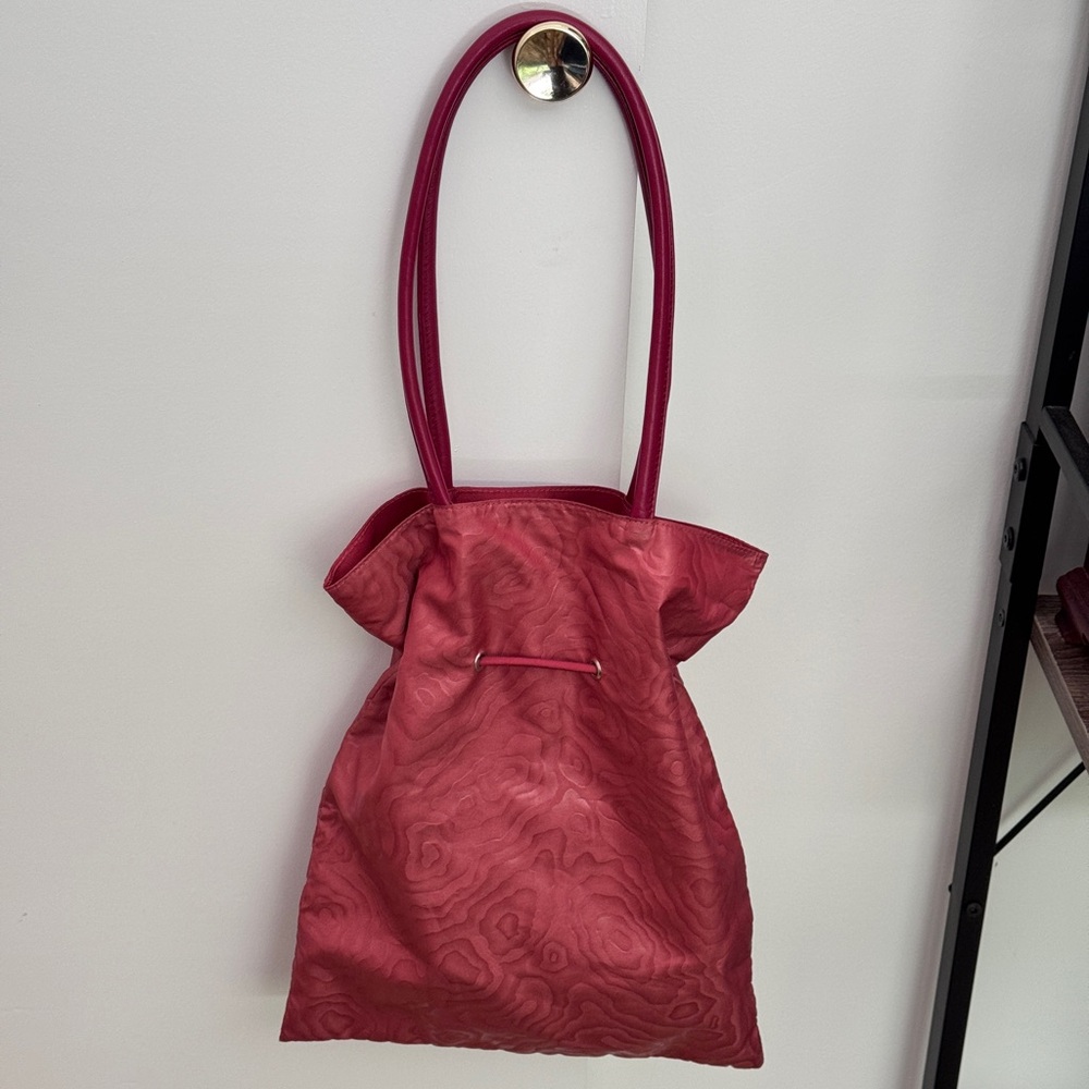 Jim Thomson Silk Fabric Burgundy Should bag . - Picture 3 of 5